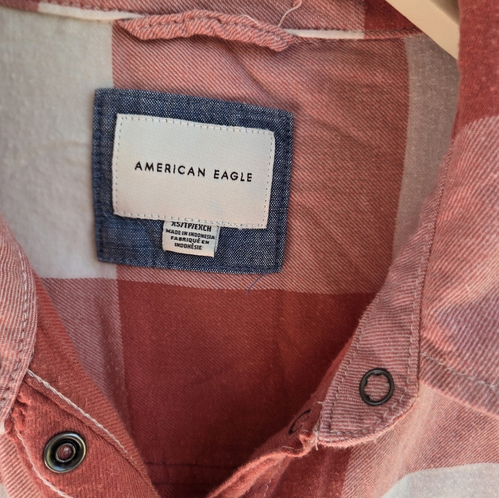 American Eagle button up - Picture 2 of 6